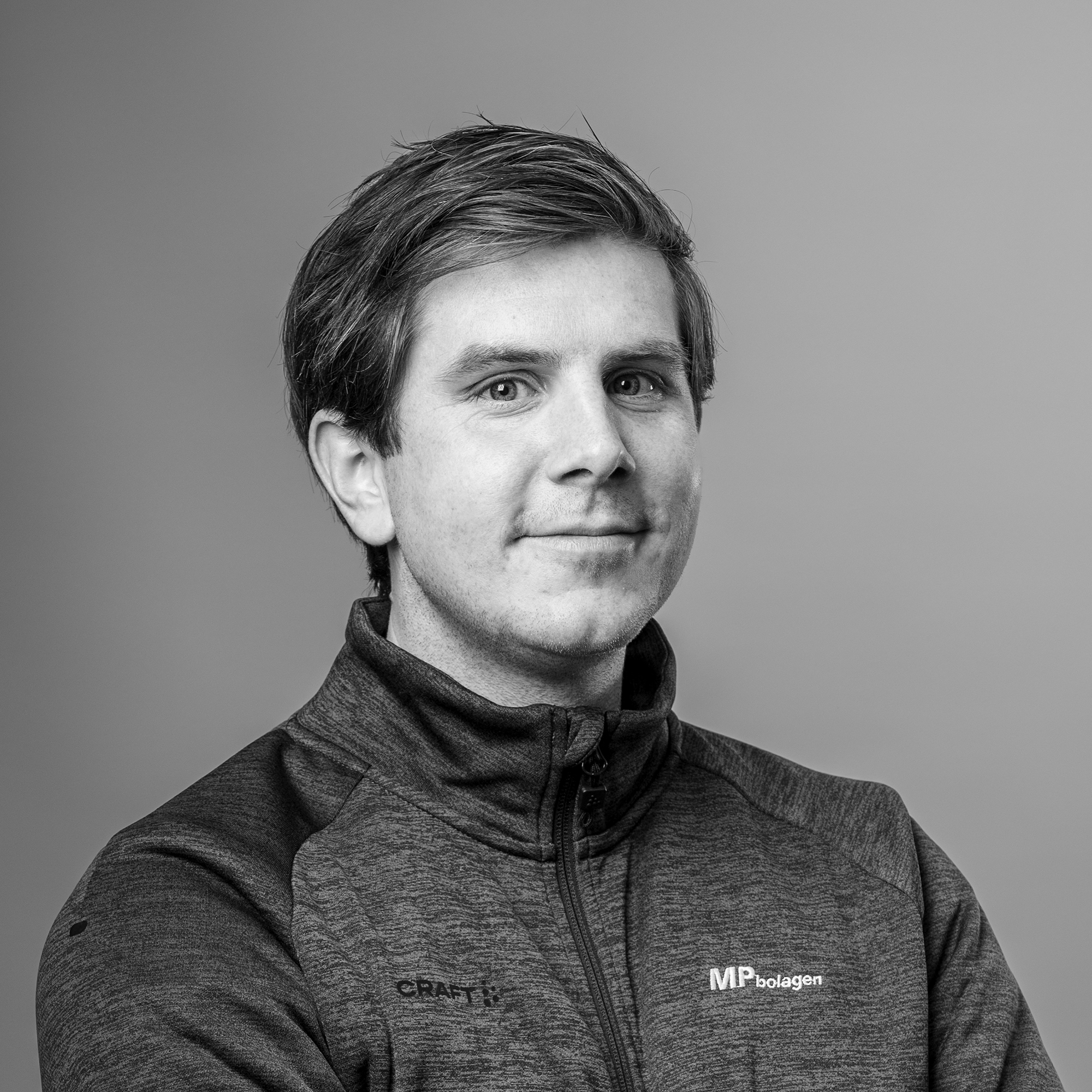 Erik Karlsson (3).jpg